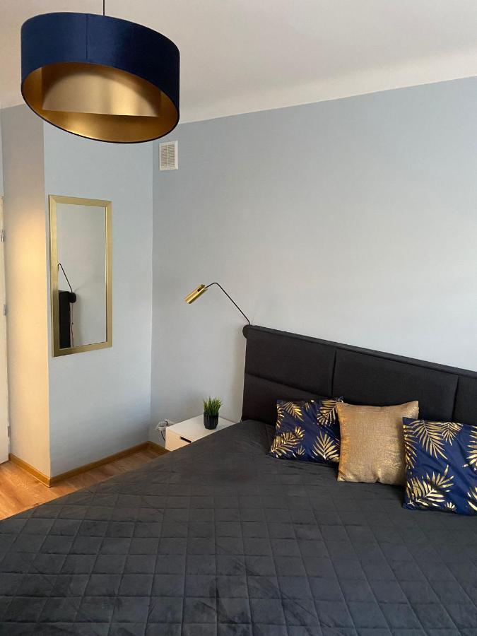Apartament.Wolnosc Apartman Varsó Kültér fotó